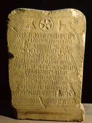 Stela, aus Novario
